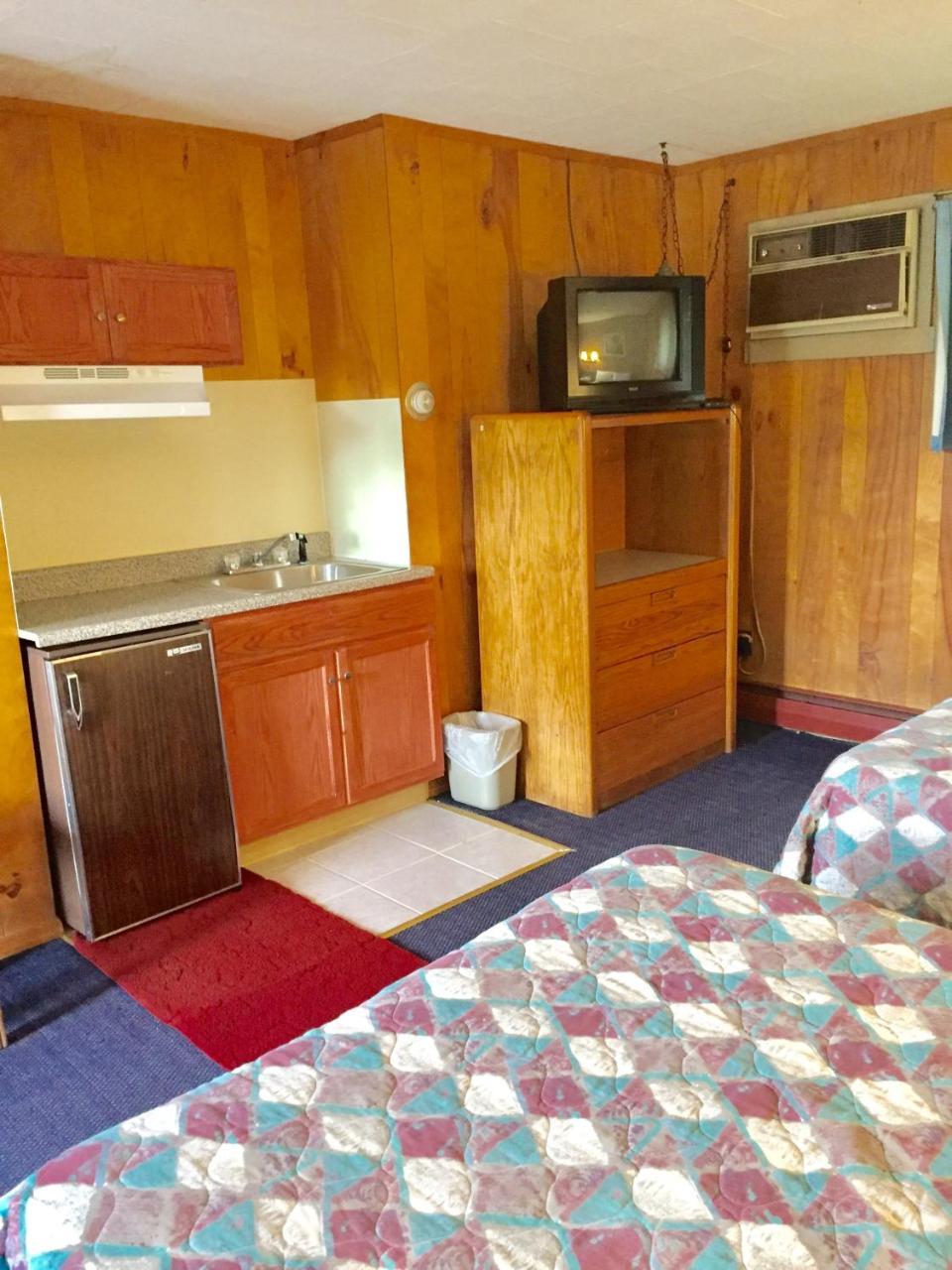 Travel Inn Westmoreland Bagian luar foto